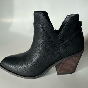 New Crown Vintage Boots size 8